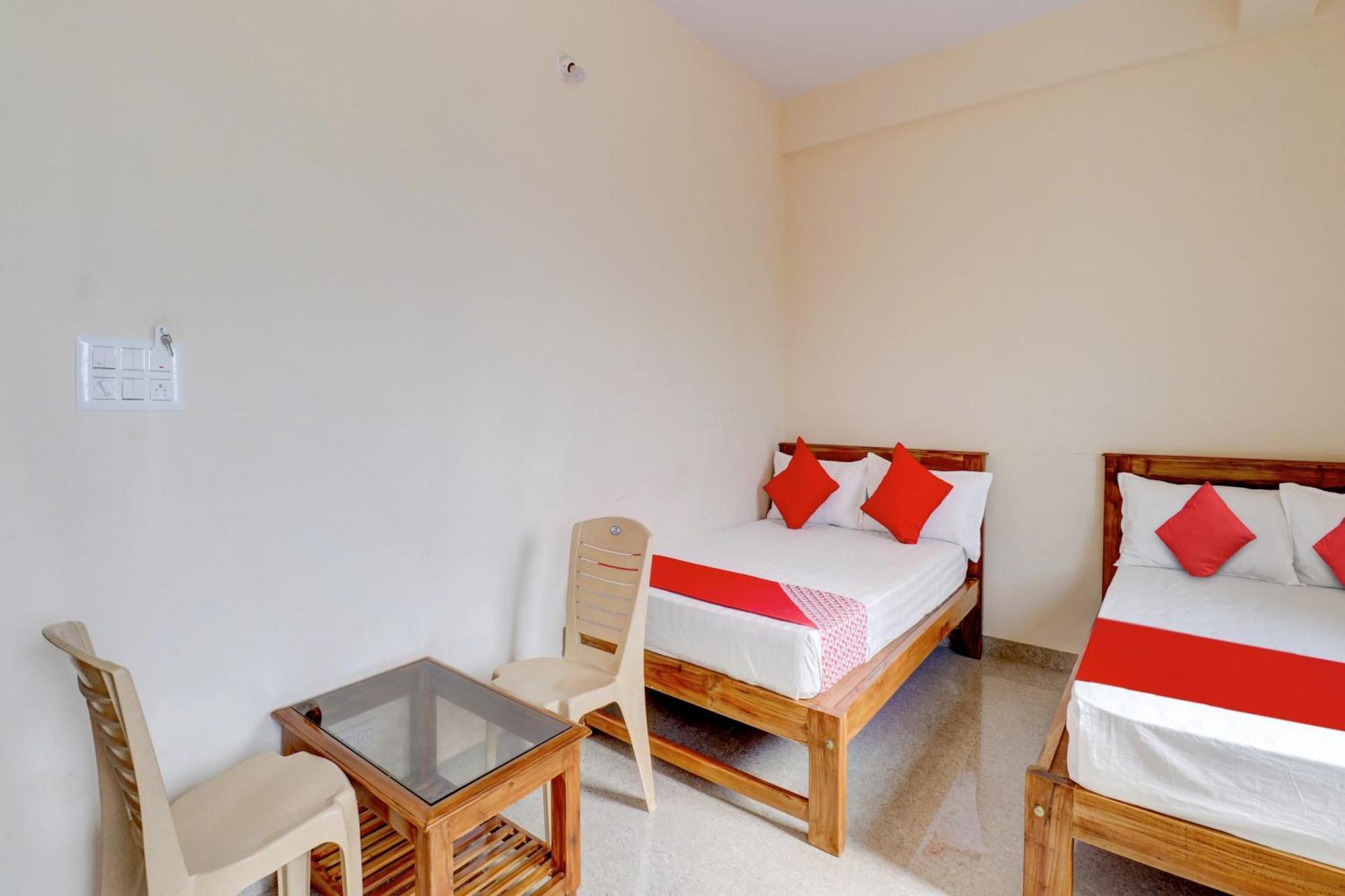 Oyo Flagship Golden Treasury Hotell Bangalore Eksteriør bilde